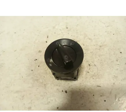 Volkswagen PASSAT B5.5 Light switch 1C0941531 04052030