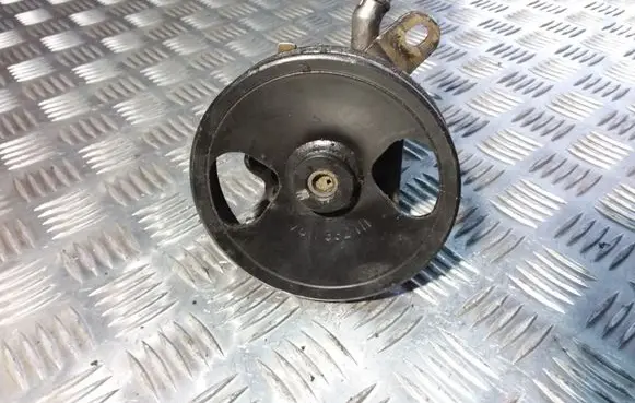 Nissan Almera N16 Power steering pump 7611332111