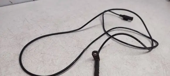 Mercedes-Benz Sprinter W907 W910 ABS brake wheel speed sensor A9069051101