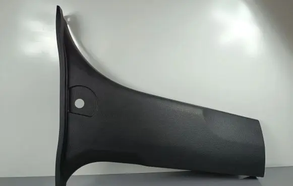 (B) pillar trim (bottom)
