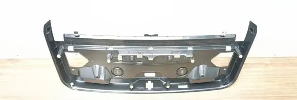 BMW 5 G30 G31 G38 Tailgate/boot cover trim set 51497390400 5140 7390400