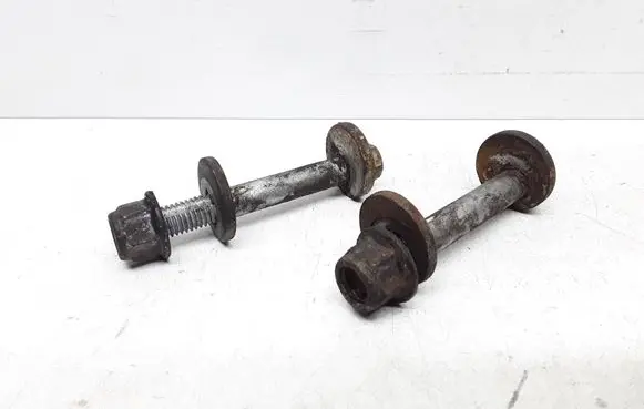Volvo XC60 Rear suspension camber bolt 