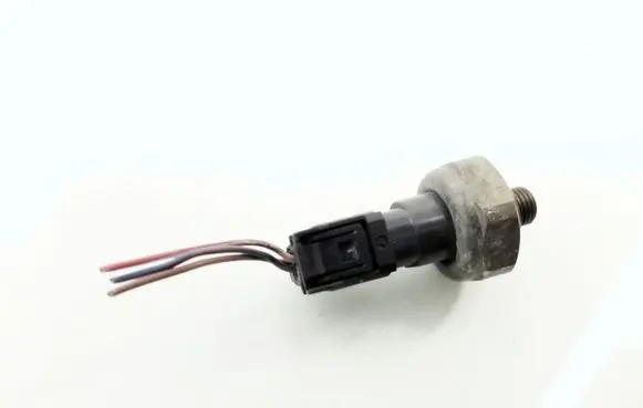 Mercedes-Benz E W211 Air conditioning (A/C) pressure sensor 2205420118