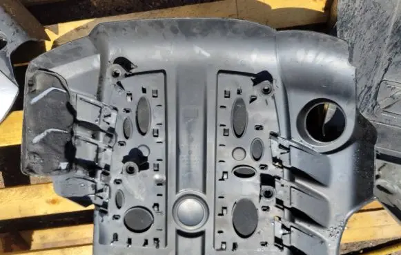 Volkswagen Touareg I Engine cover (trim) 059103925AN PA6PA66M
