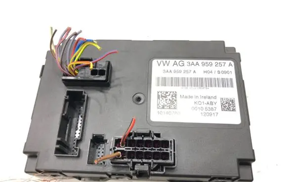 Volkswagen Touran III Other control units/modules 3AA959257A