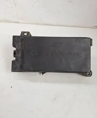 KIA Sorento Fuse box set 911603E070 10041230037 BE0700412300474