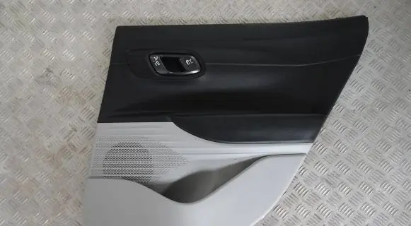 Hyundai i20 Active Coupe rear side trim panel 83720-Q1010
