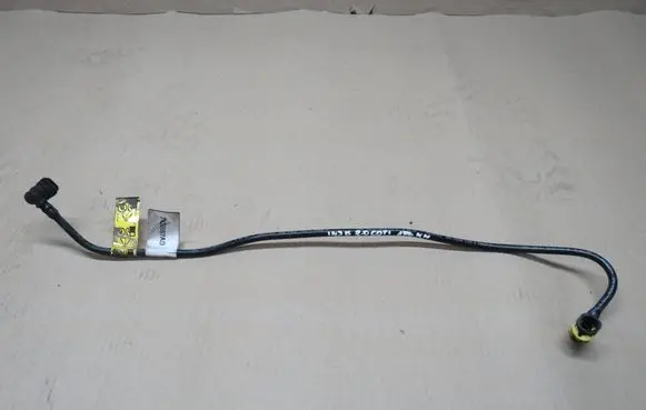 Opel Insignia B Fuel line pipe 84277704 GMW14638
