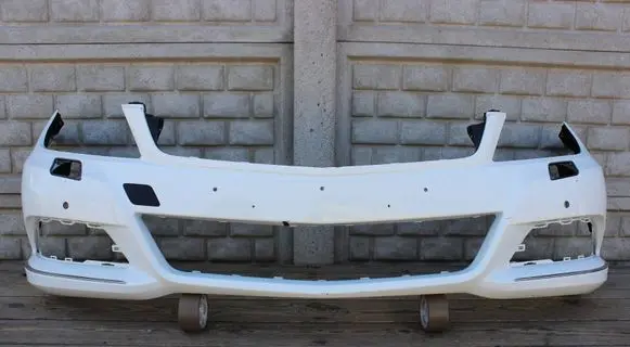 Mercedes-Benz C W204 Front bumper A2048805547