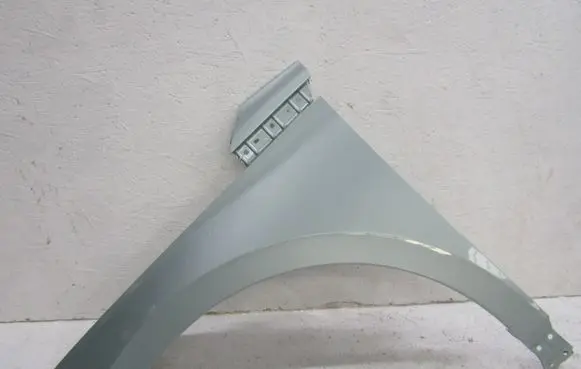 Skoda Enyaq iV Fender 5LA821105
