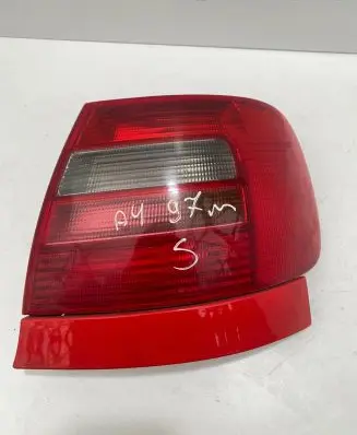 Audi A4 S4 B5 8D Rear/tail lights 8D0945098D 8D0945098