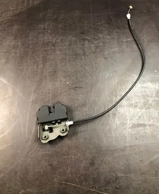 BMW 3 E46 Seat back rest lock catch 8209006