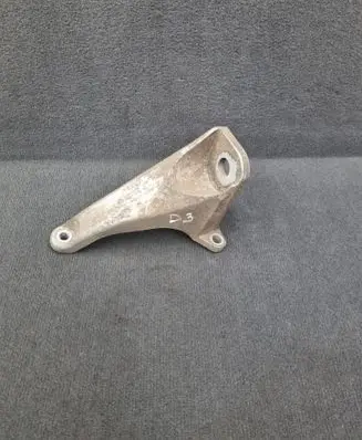 Audi A8 S8 D3 4E Gearbox mounting bracket 4E0399114AT
