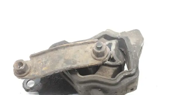 Volvo V70 Gearbox mount 30748173
