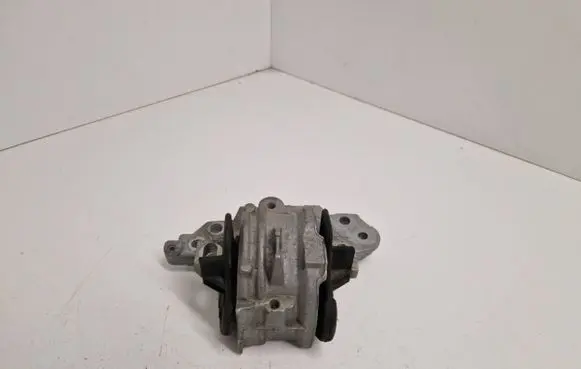 Peugeot 508 RXH Engine mount bracket 326B95
