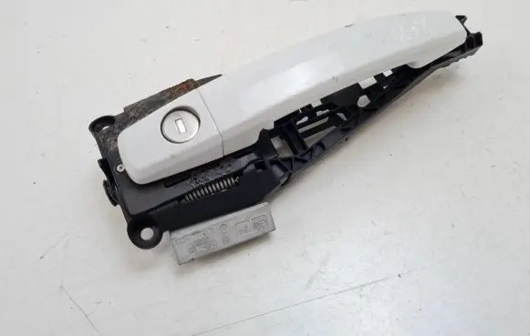 Chevrolet Orlando Front door exterior handle