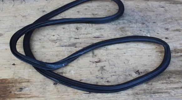 Audi A4 S4 B9 Rubber seal rear door 8W9833721