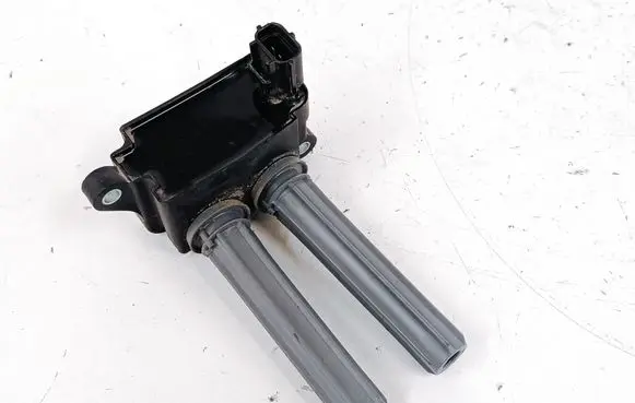 Dodge Durango III High voltage ignition coil 68238603AA