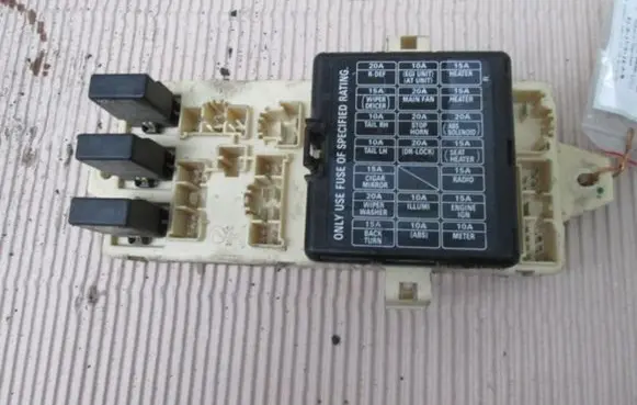 Subaru Impreza I Fuse box set