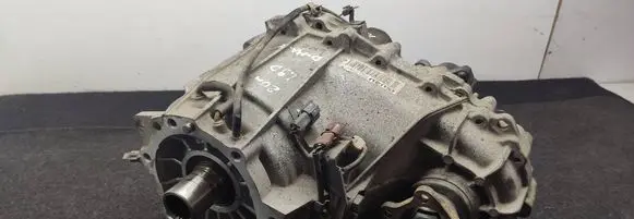 Isuzu D-Max Gearbox transfer box case 8983318600