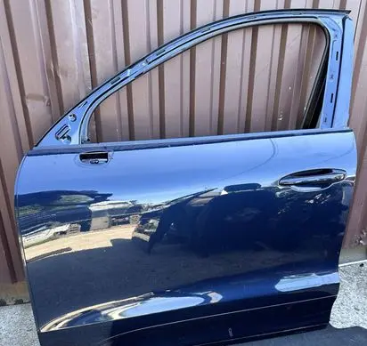 Porsche Macan (95B) Front door 95B831311A