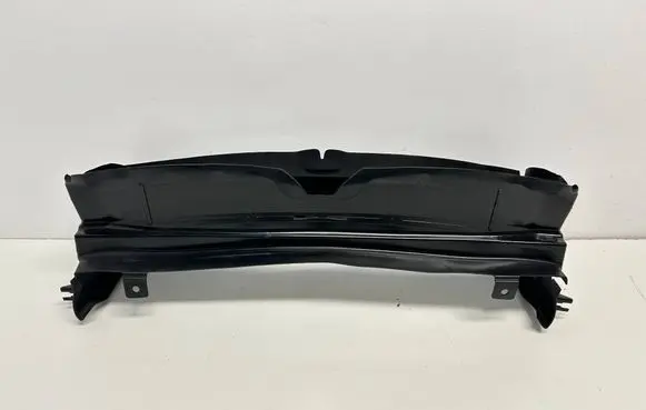 BMW 1 F20 F21 Intercooler air channel guide 7383766 15677210 156772