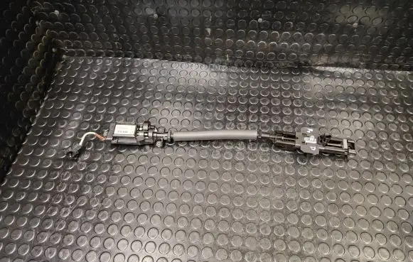 Audi A8 S8 D4 4H Seat belt adjustment motor 4H0857833