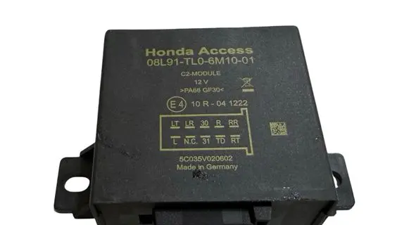 Honda CR-V Tow bar trailer control unit/module 10R041222 5C035V020602 08L91TL06M1001