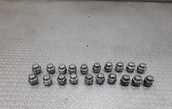 Mazda CX-7 Nuts/bolts 