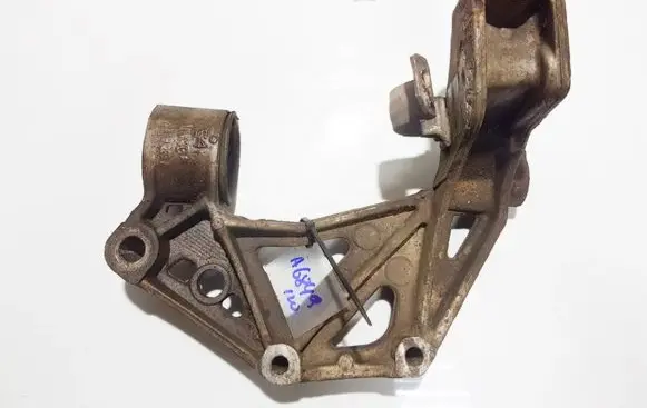 Volkswagen Polo IV 9N3 Front lower control arm/wishbone