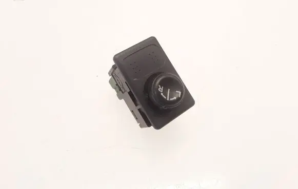 Nissan Primera Wing mirror switch