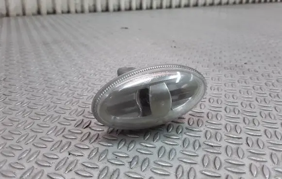 Peugeot 307 Front fender indicator light