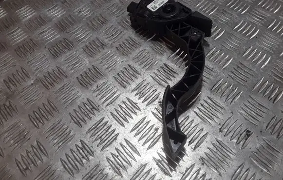 Mazda 3 II Accelerator throttle pedal BV619F836AB BEV241600