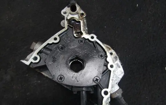 Opel Tigra A Oil pump 90400091 001111553