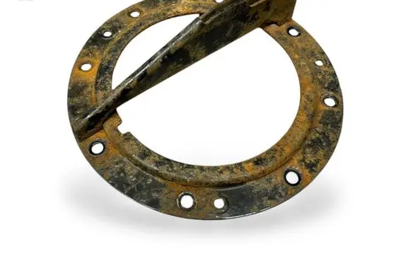 Subaru Outback Fuel pump bracket EZ30