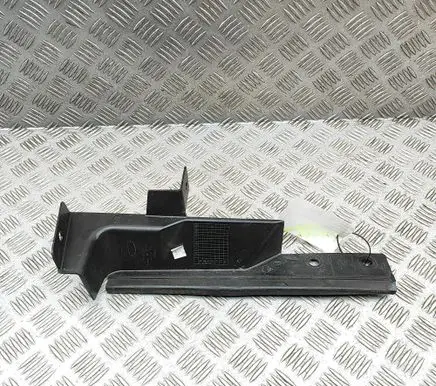 Ford Mustang Mach-E Intercooler air guide/duct channel LJ9B8A261AC