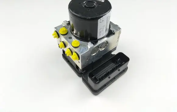 Opel Antara ABS Pump 96817739 25021203904 000406039C4