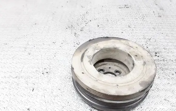 Audi A4 S4 B5 8D Crankshaft pulley