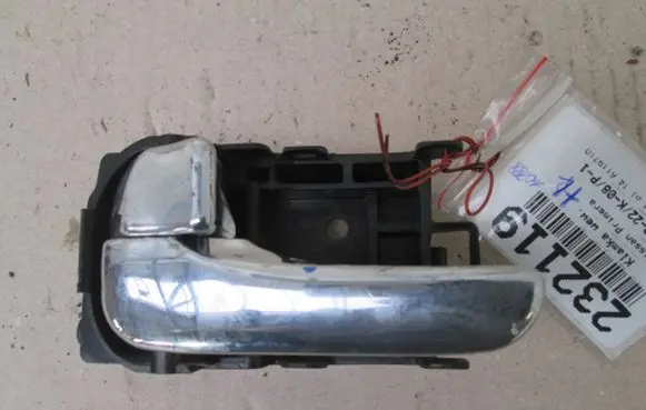 Nissan Primera Front door interior handle