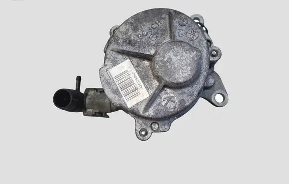Renault Koleos I Vacuum pump 8200796080