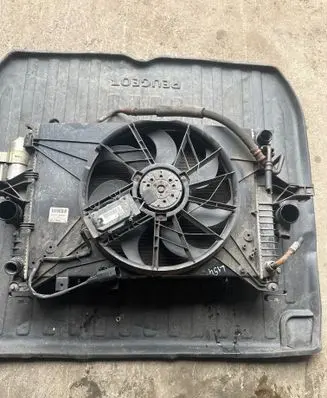 Volvo XC70 Radiator set 30645148 0130303947 1137328081