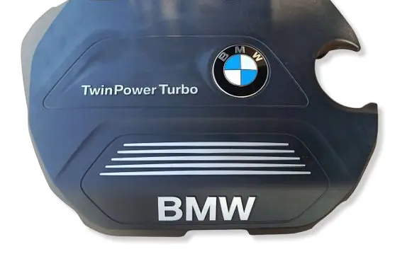 BMW X1 F48 F49 Engine cover (trim) 8514199