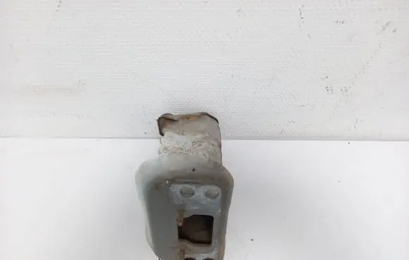 Toyota Yaris Front bumper cross member 14627 570140D010