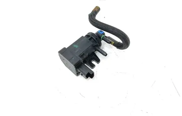 Peugeot 508 Turbo solenoid valve 9801887680