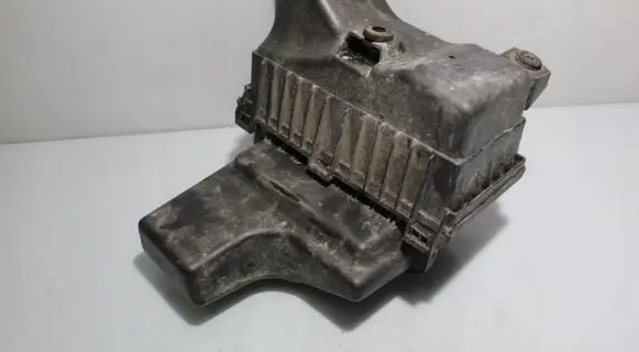 Mitsubishi Colt Air filter box