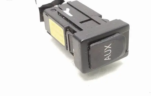 Toyota Yaris AUX in-socket connector 861900D010 Fa055631