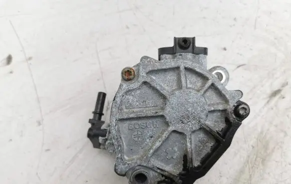 Vacuum pump
