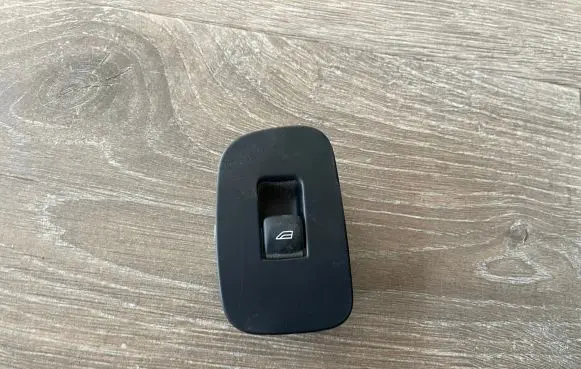Volvo XC60 Electric window control switch 31433408