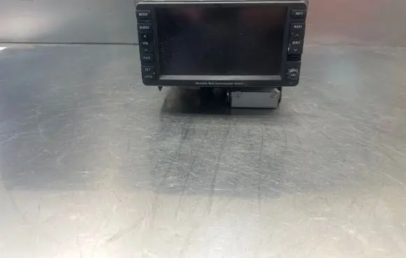 Mitsubishi Outlander Radio/CD/DVD/GPS head unit 8750A143 82020575M 3AP150F