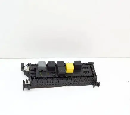 Mercedes-Benz GL X166 Fuse module 13935635 A1669063901